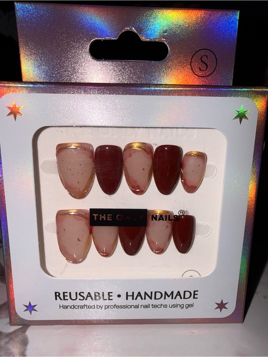 The only nails Other - The Only Nails Reusable Handmade Red & Nude Press-On Nail Set